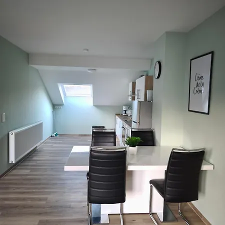 Gloria Apartment